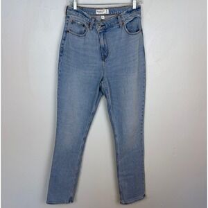 Abercrombie & Fitch Curve Love Slim Straight Ultra High Rise Light Wash 28/6